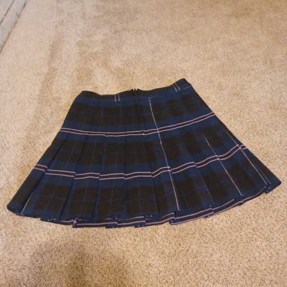 plaid mini skirt - Picture 2 of 2